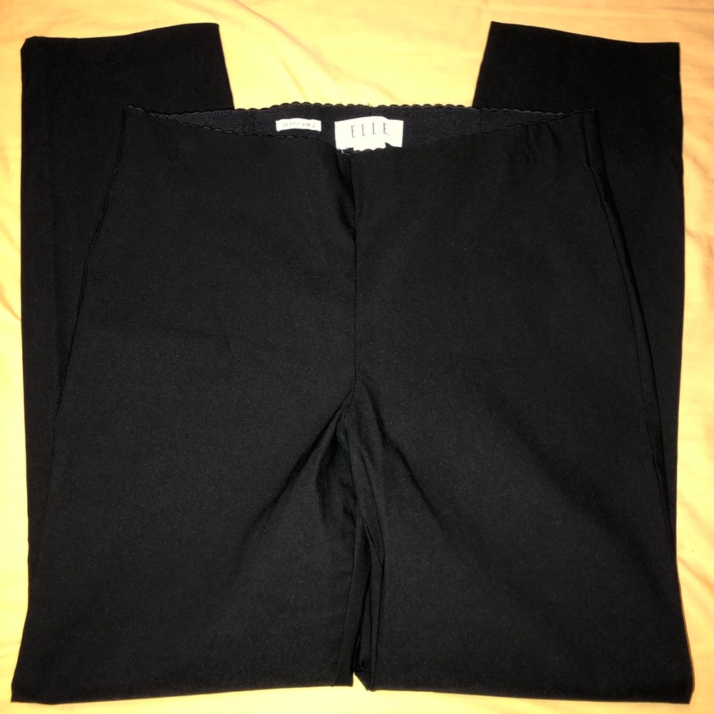 Elle “skinny ankle” slacks